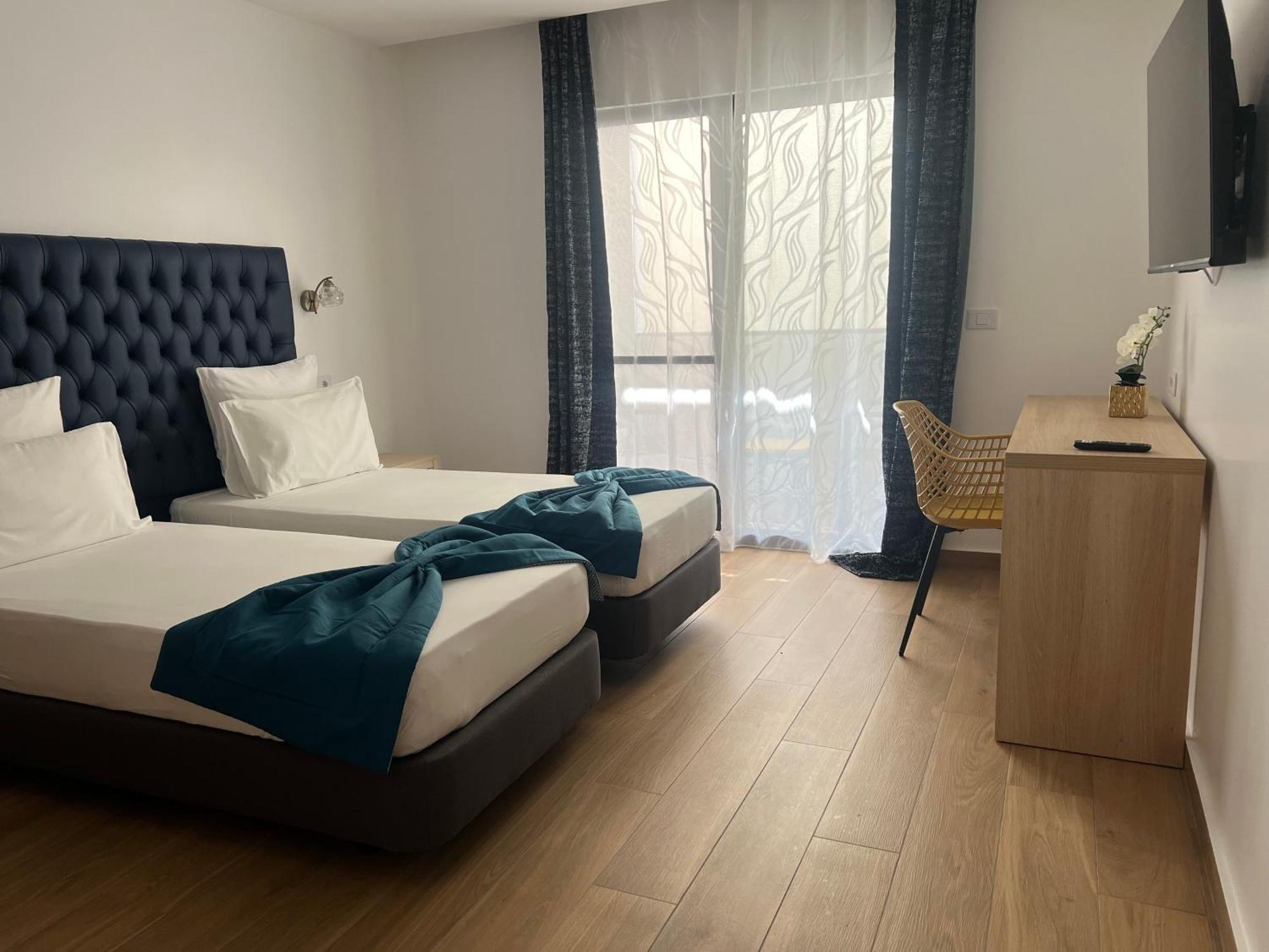 Hotel Blue Sky Таррафал Экстерьер фото