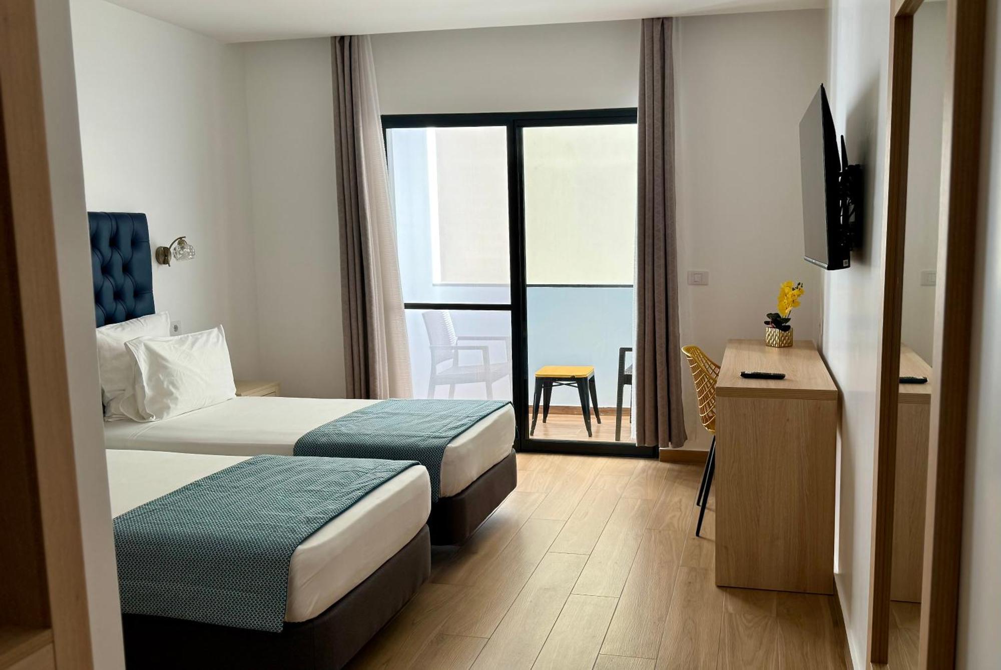Hotel Blue Sky Таррафал Экстерьер фото
